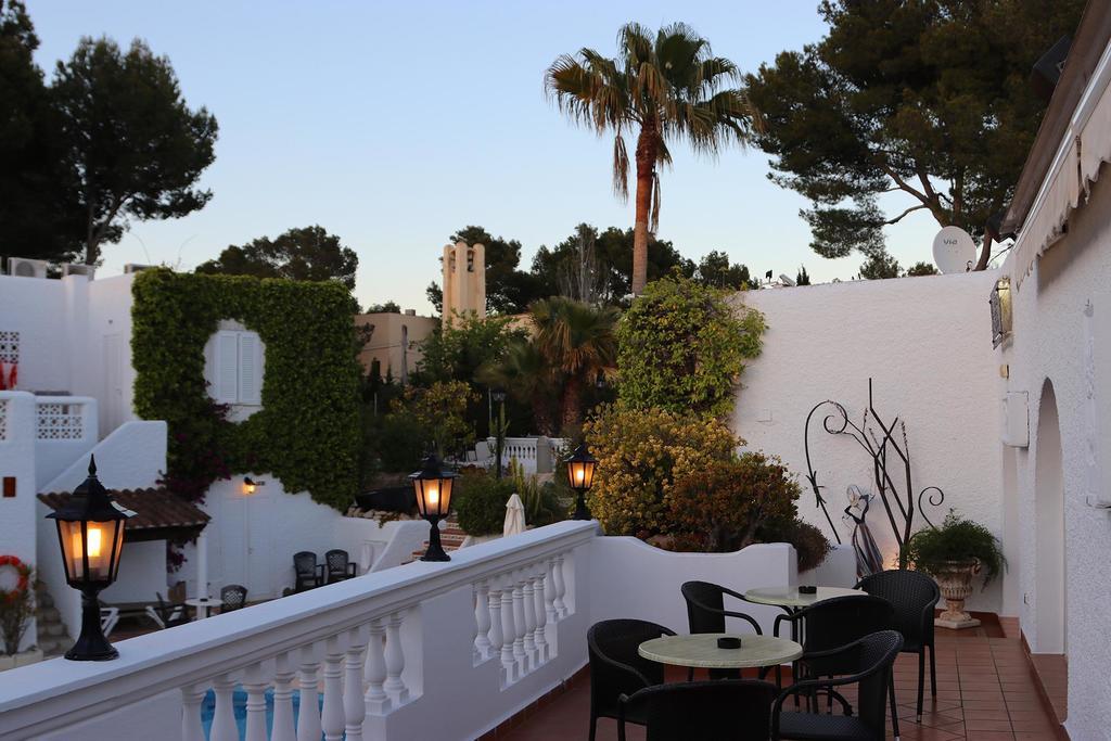 Villa Columbus Family Boutique Hotel Peguera Exterior photo